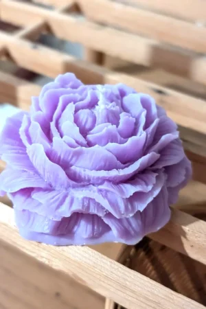 Large peony flower candle- Purple - Decór- Gift idea- Scented- Colour