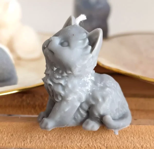 Small Cat candle - handmade - Grey colour- Cute and scented